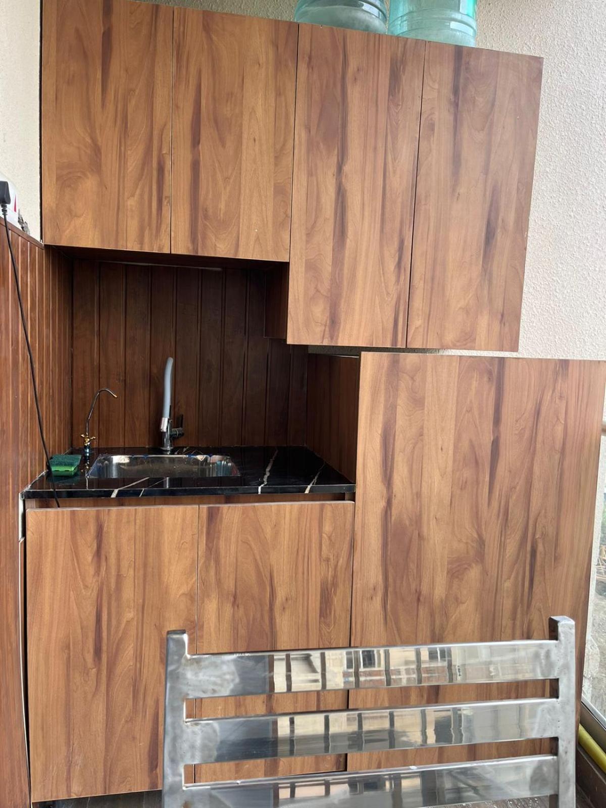 Matrix Studios Нойда Экстерьер фото